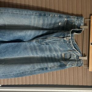 American eagle curvy mom Jean